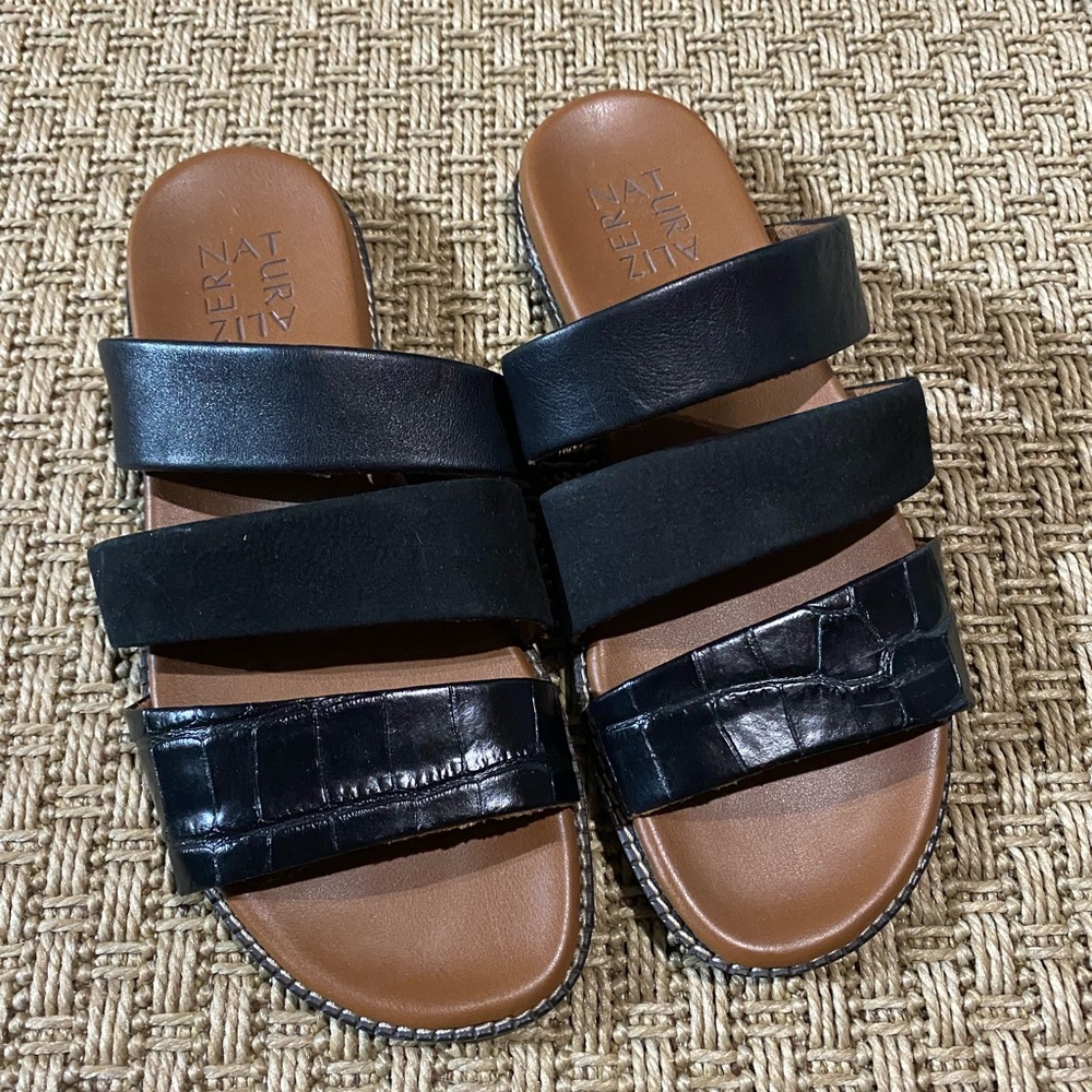Naturalizer Sandals